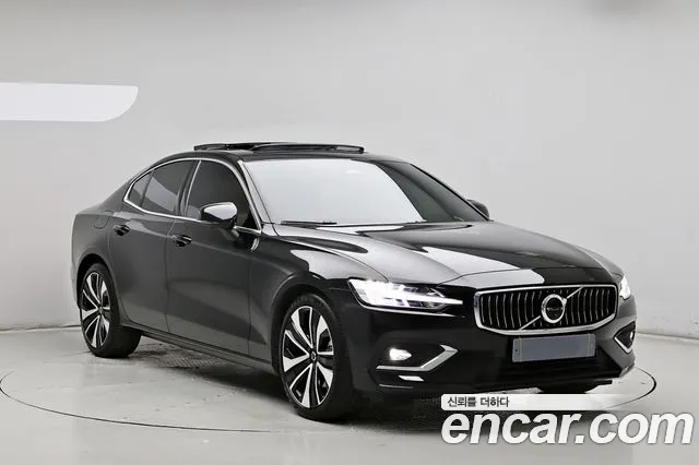 Volvo S60 3rd Gen — Фото автомобиля 3