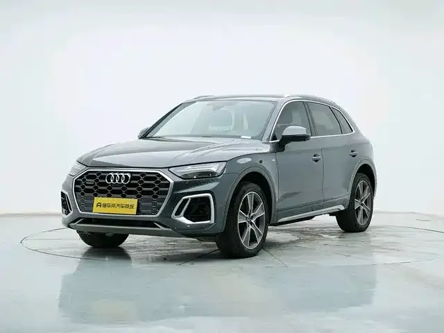 Фотография автомобиля — Audi Q5L