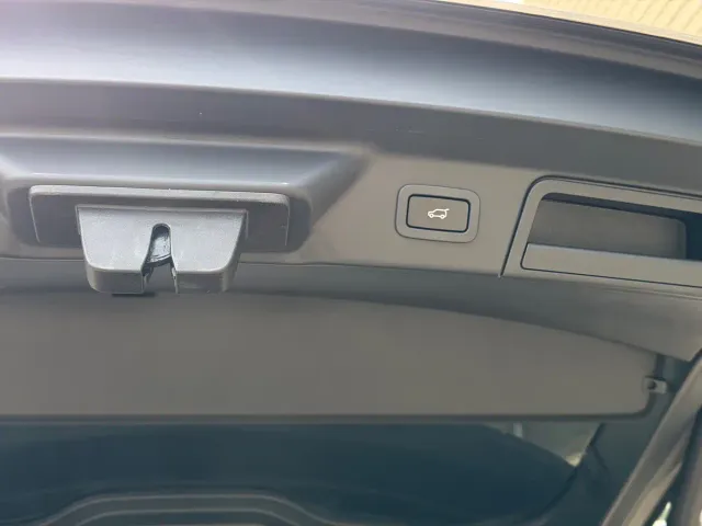Land Rover Range Rover Velar — Фото автомобиля 20