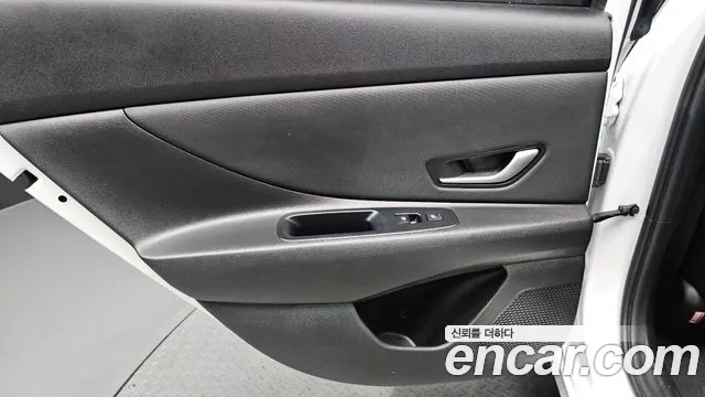 Hyundai Avante CN7 — Фото автомобиля 14
