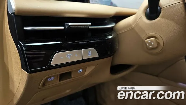 Genesis G80 Бензин 3.5 турбо AWD — Фото автомобиля 17