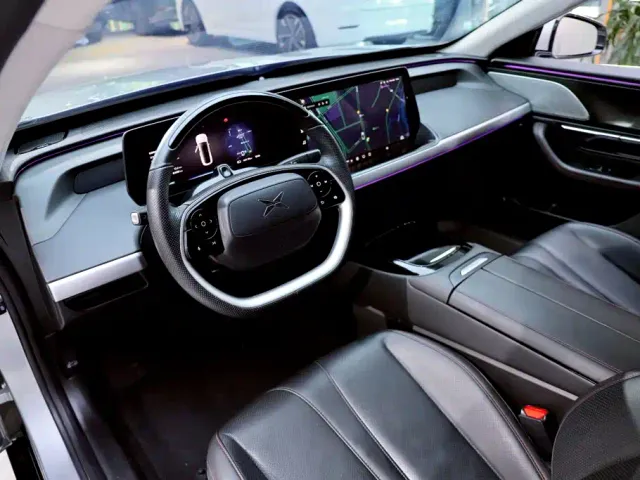 Xpeng P7 — Фото автомобиля 14