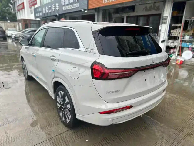 Landian E5 PLUS — Фото автомобиля 6