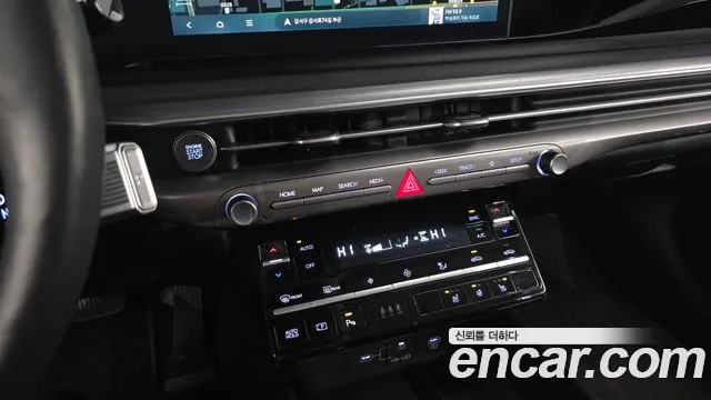 Hyundai Grandeur Grandeur (GN7) — Фото автомобиля 17