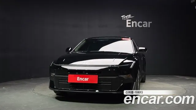Hyundai Avante (CN8) — Фото автомобиля 3