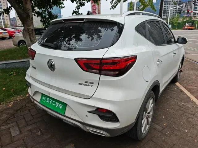 MG ZS — Фото автомобиля 6