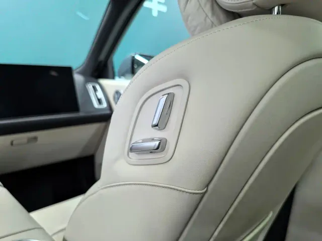 Li Auto L8 — Фото автомобиля 11
