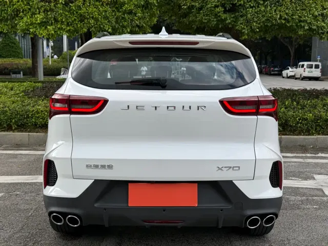 Jetour X70 — Фото автомобиля 5