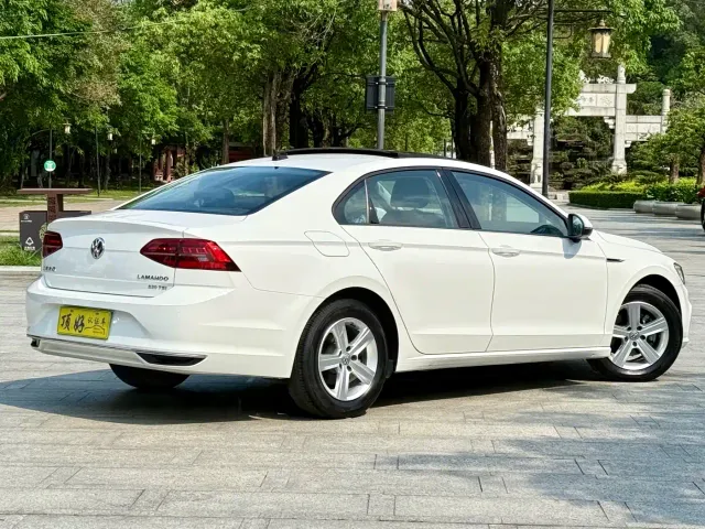 Volkswagen Lamando — Фото автомобиля 6