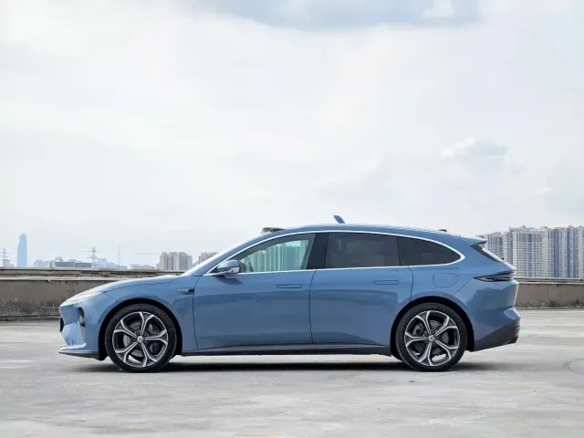 Nio ET5 Touring — Фото автомобиля 25