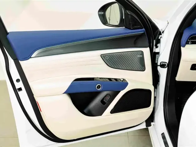 Maserati Grecale — Фото автомобиля 16