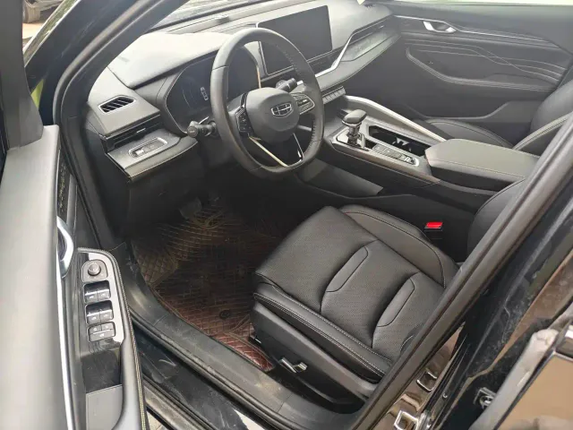 Geely Xingrui — Фото автомобиля 5