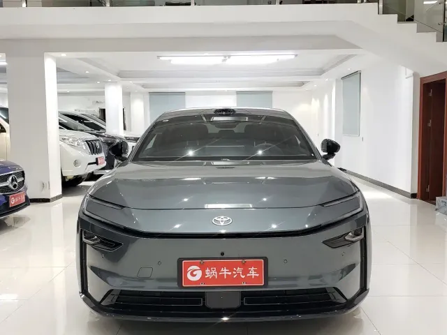 Toyota BoZhi 7 — Фото автомобиля 2