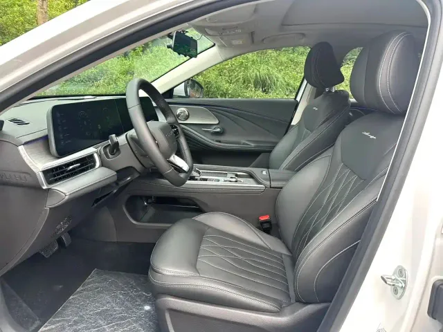 Chery Arrizo 8 — Фото автомобиля 5