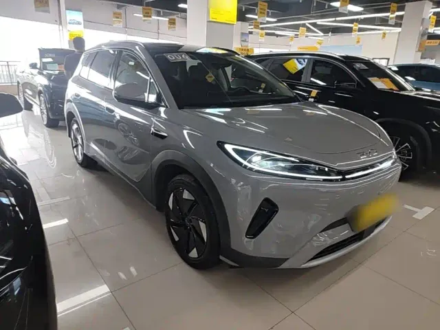 BYD Sealion 05 EV — Фото автомобиля 3