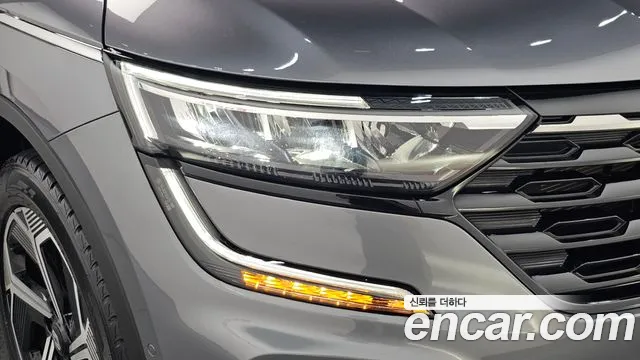 Renault-KoreaSamsung QM6 — Фото автомобиля 5