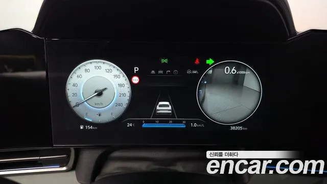 Hyundai Avante CN7 — Фото автомобиля 11