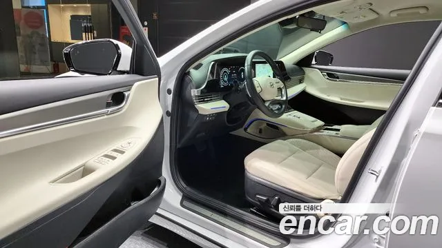 Hyundai Grandeur Новый Grandeur IG — Фото автомобиля 10