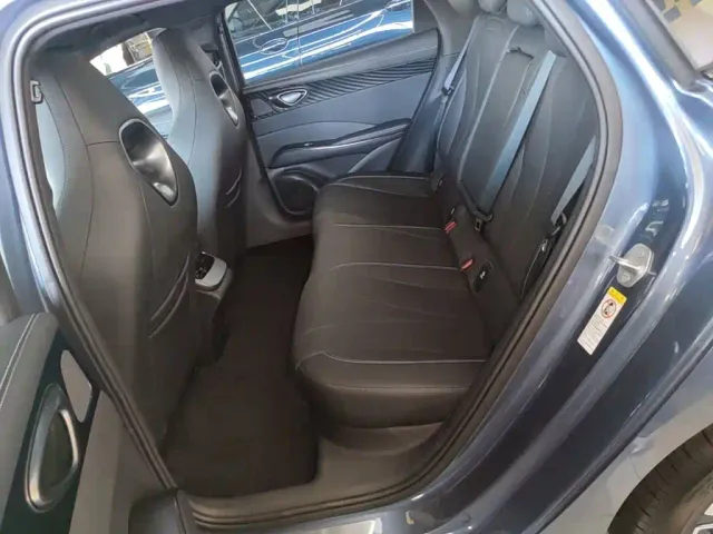 BYD Seal — Фото автомобиля 16