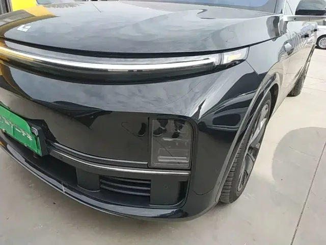 Li Auto L7 — Фото автомобиля 23
