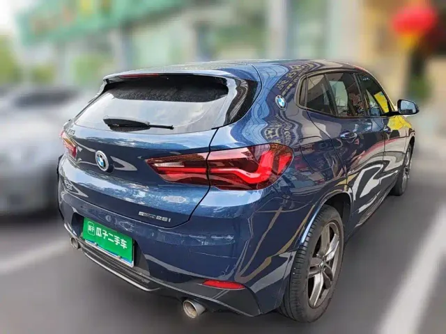 BMW X2 — Фото автомобиля 4