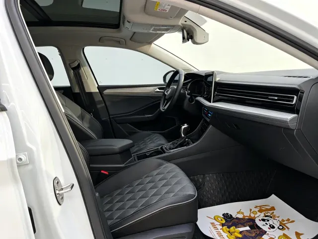 Volkswagen Sagitar — Фото автомобиля 16