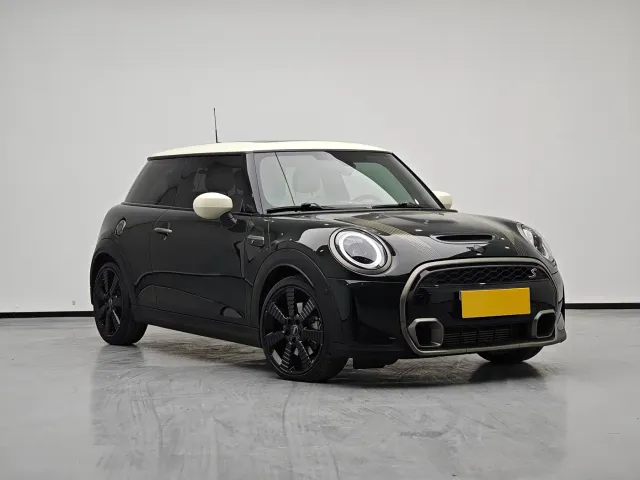 MINI Hatch — Фото автомобиля 3
