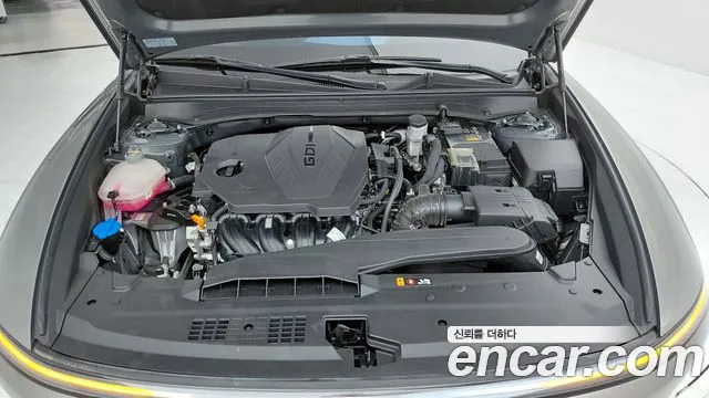 Hyundai Grandeur GN7 — Фото автомобиля 6