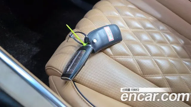 Genesis GV80 — Фото автомобиля 22
