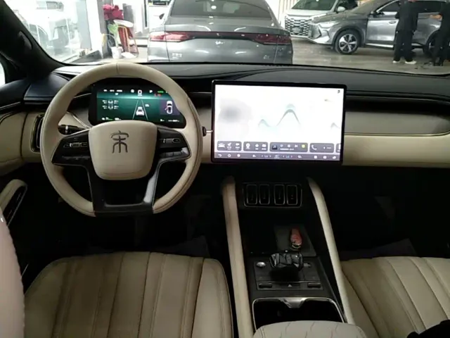 BYD Song L EV 2024 662km Surpassing Type — Фото автомобиля 9