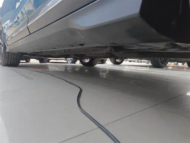 Geely Emgrand S — Фото автомобиля 20