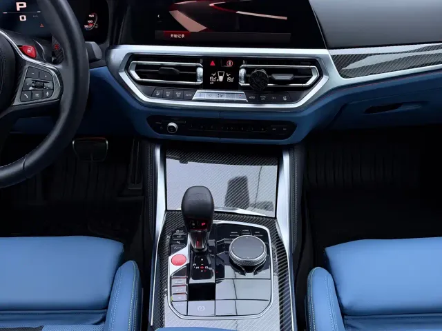 BMW M4 — Фото автомобиля 14