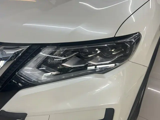 Nissan X-Trail — Фото автомобиля 3