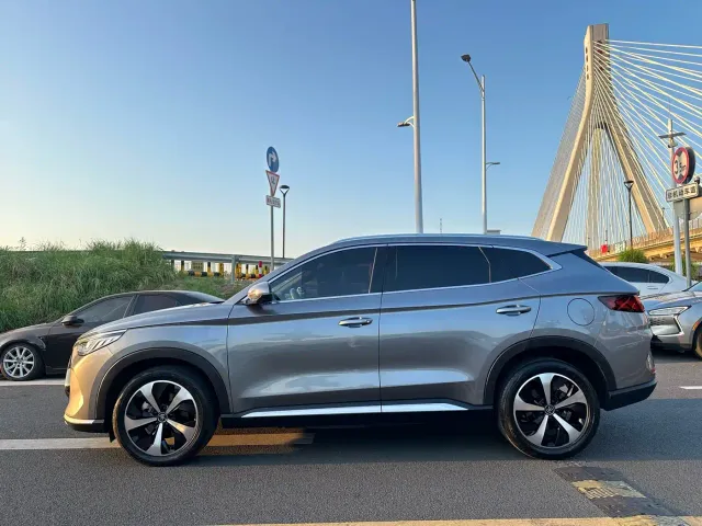 BYD Song PLUS — Фото автомобиля 4