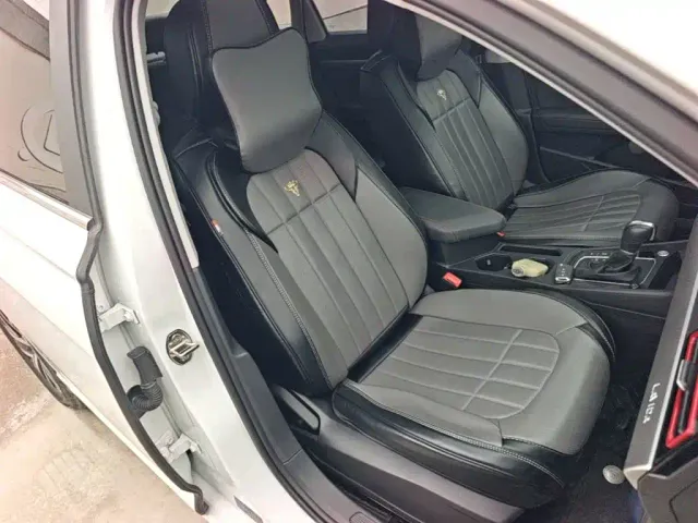 Volkswagen Lavida — Фото автомобиля 24