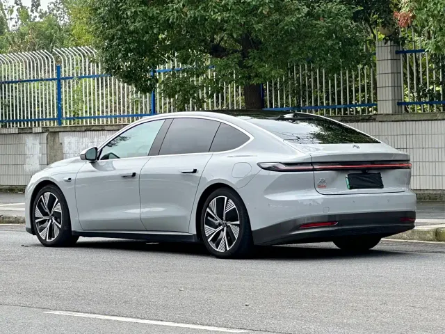 Nio ET7 — Фото автомобиля 2