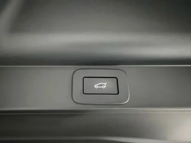 Land Rover Range Rover — Фото автомобиля 20