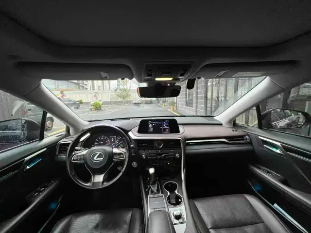 Lexus RX — Фото автомобиля 11