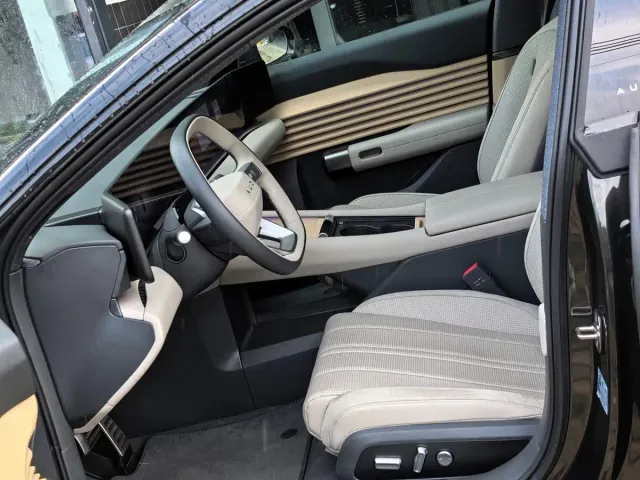 Audi E5 Sportback — Фото автомобиля 9