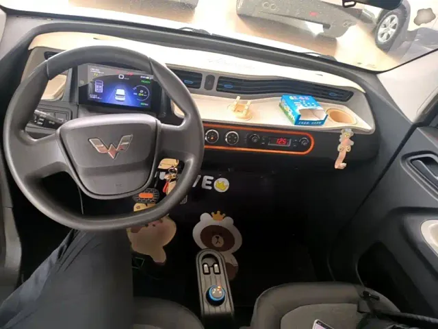 Wuling Hongguang Mini EV — Фото автомобиля 5