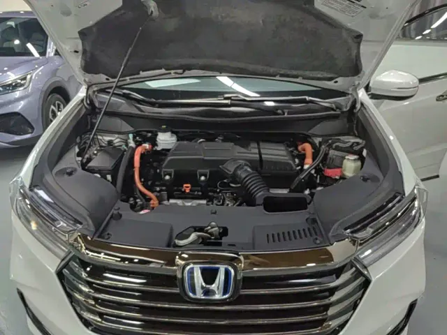 Honda Odyssey 2022 2.0L e:HEV Sharp·Enjoyment Edition — Фото автомобиля 19