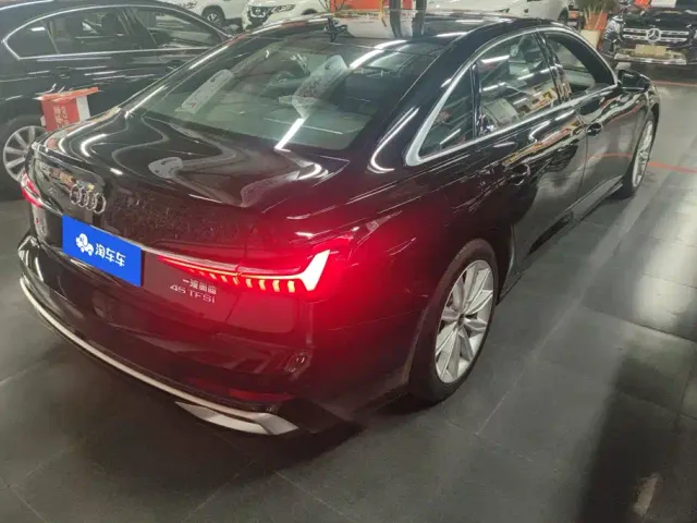 Audi A6L — Фото автомобиля 3