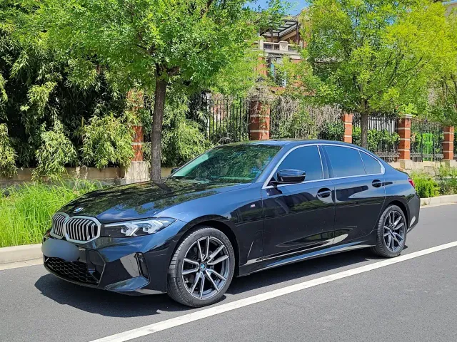 BMW 3 Series — Фото автомобиля 16