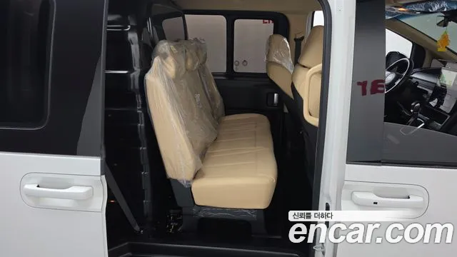 Hyundai Staria — Фото автомобиля 10