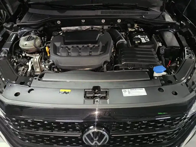 Volkswagen Passat — Фото автомобиля 3