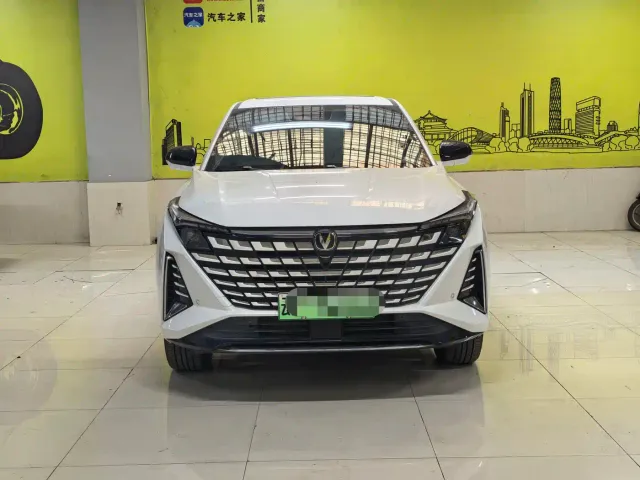 Changan UNI-Z — Фото автомобиля 2