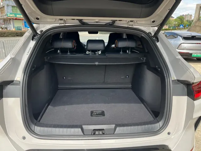 BYD Song PLUS — Фото автомобиля 10