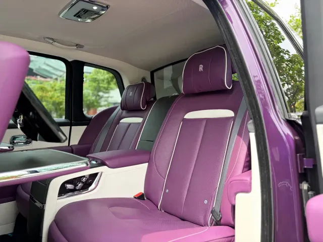Rolls-Royce Cullinan — Фото автомобиля 11