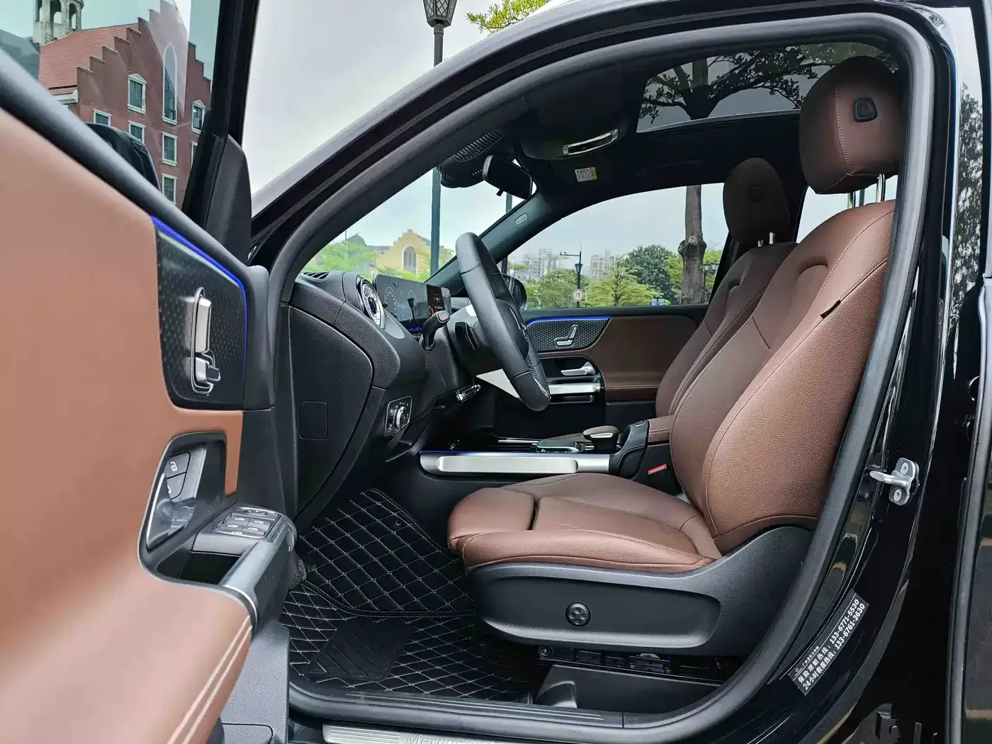 Mercedes-Benz Mercedes-Benz GLB 2024 Facelift GLB 200 Dynamic — Фото автомобиля 4