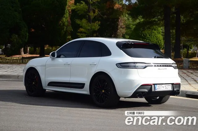 Porsche Macan — Фото автомобиля 2